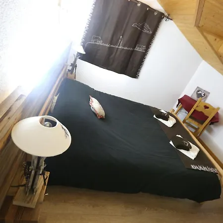 Alpaka Oda ve Kahvaltı 3*